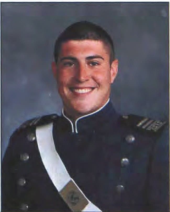 Memorial portrait of Capt Daniel J. Cruz (USAFA '01)