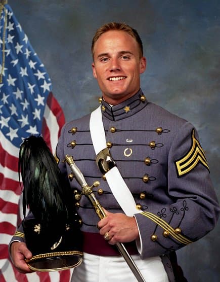 Memorial image honoring CPT Joe F. Lusk II (USMA '01)